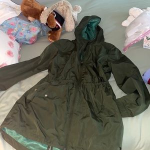 Women’s rain coat!